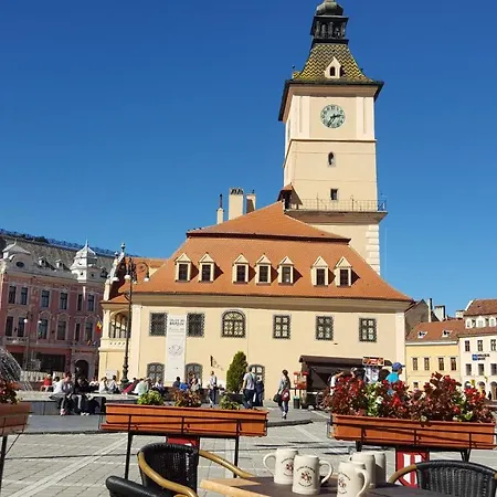 Апартаменти Montana City Center Брашов